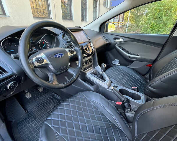 Синий Форд Фокус, объемом двигателя 0 л и пробегом 266 тыс. км за 5500 $, фото 6 на Automoto.ua