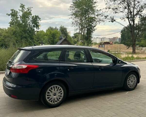 Синий Форд Фокус, объемом двигателя 1.56 л и пробегом 300 тыс. км за 5700 $, фото 8 на Automoto.ua
