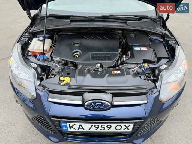 Синий Форд Фокус, объемом двигателя 1.6 л и пробегом 220 тыс. км за 9200 $, фото 17 на Automoto.ua
