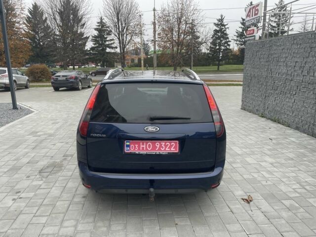 Синій Форд Фокус, об'ємом двигуна 1.6 л та пробігом 259 тис. км за 5800 $, фото 3 на Automoto.ua
