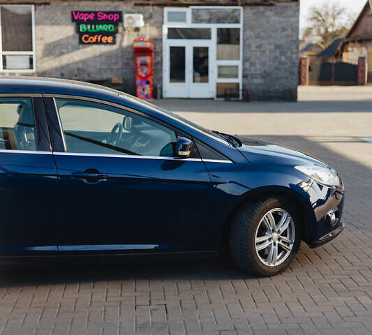 Синій Форд Фокус, об'ємом двигуна 1.56 л та пробігом 330 тис. км за 8800 $, фото 6 на Automoto.ua