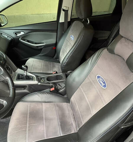 Синій Форд Фокус, об'ємом двигуна 1.6 л та пробігом 277 тис. км за 6100 $, фото 8 на Automoto.ua