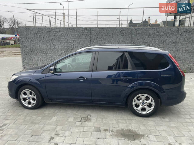 Синій Форд Фокус, об'ємом двигуна 1.6 л та пробігом 259 тис. км за 5800 $, фото 4 на Automoto.ua