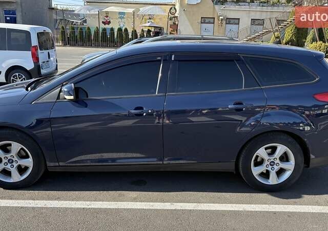 Синий Форд Фокус, объемом двигателя 1.6 л и пробегом 273 тыс. км за 6850 $, фото 2 на Automoto.ua