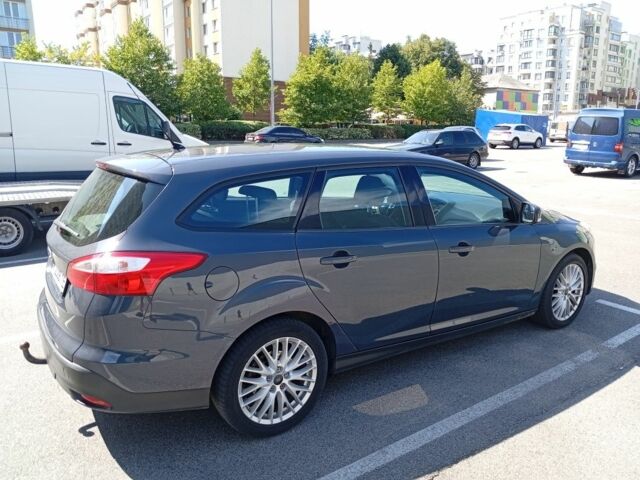 Синій Форд Фокус, об'ємом двигуна 1.6 л та пробігом 250 тис. км за 6250 $, фото 4 на Automoto.ua