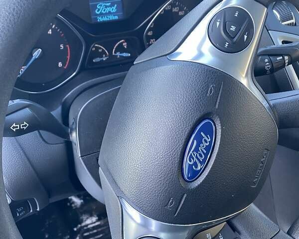 Синий Форд Фокус, объемом двигателя 1.6 л и пробегом 264 тыс. км за 7199 $, фото 2 на Automoto.ua