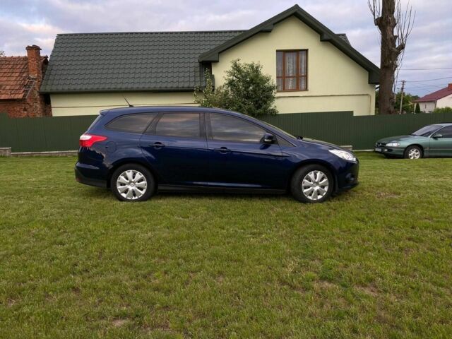 Синий Форд Фокус, объемом двигателя 1.6 л и пробегом 221 тыс. км за 7300 $, фото 9 на Automoto.ua