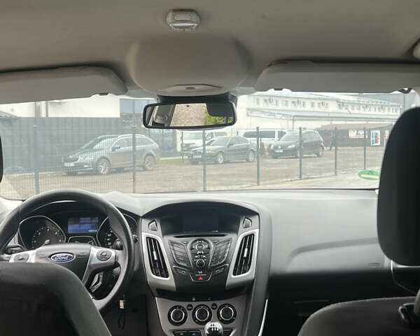 Синій Форд Фокус, об'ємом двигуна 1.56 л та пробігом 240 тис. км за 7400 $, фото 11 на Automoto.ua