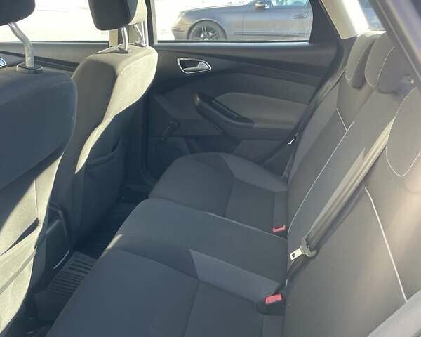 Синій Форд Фокус, об'ємом двигуна 1.56 л та пробігом 250 тис. км за 7950 $, фото 11 на Automoto.ua