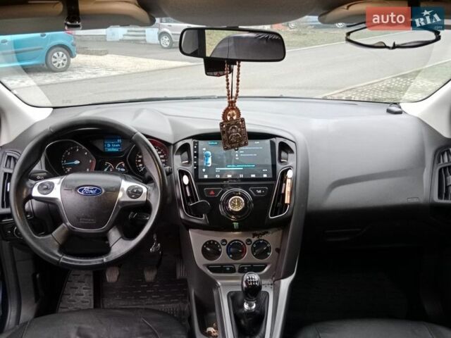 Синий Форд Фокус, объемом двигателя 1.6 л и пробегом 311 тыс. км за 6500 $, фото 8 на Automoto.ua