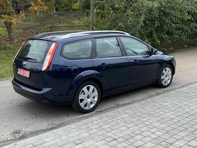 Синий Форд Фокус, объемом двигателя 1.6 л и пробегом 180 тыс. км за 6100 $, фото 3 на Automoto.ua