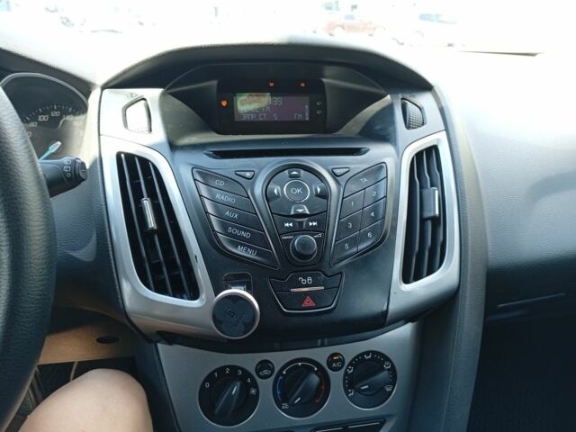 Синій Форд Фокус, об'ємом двигуна 1.6 л та пробігом 250 тис. км за 6250 $, фото 16 на Automoto.ua