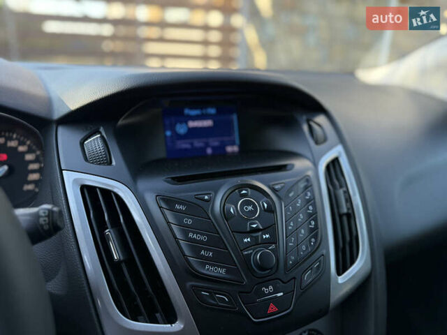 Форд Фокус 2012 в Стрые на Automoto.ua Синий Форд Фокус, объемом двигателя 1.6 л и пробегом 269 тыс. км за 7599 $, фото 42 на Automoto.ua