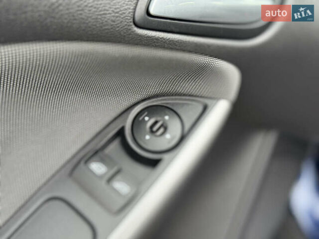 Синий Форд Фокус, объемом двигателя 1.6 л и пробегом 198 тыс. км за 6999 $, фото 34 на Automoto.ua