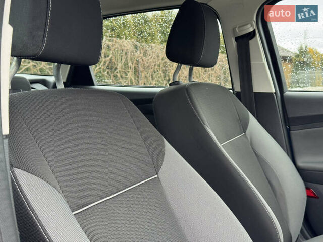 Синий Форд Фокус, объемом двигателя 1.6 л и пробегом 198 тыс. км за 6999 $, фото 79 на Automoto.ua