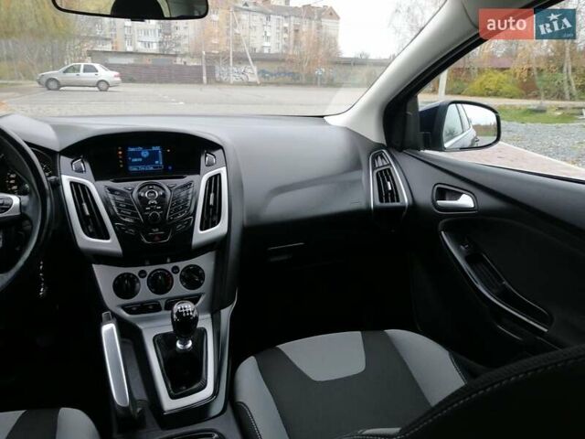 Синий Форд Фокус, объемом двигателя 1.6 л и пробегом 215 тыс. км за 7999 $, фото 47 на Automoto.ua