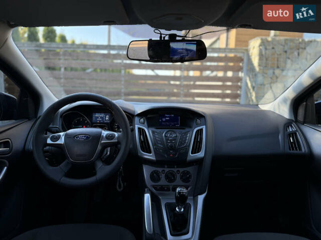 Форд Фокус 2012 в Стрые на Automoto.ua Синий Форд Фокус, объемом двигателя 1.6 л и пробегом 269 тыс. км за 7599 $, фото 49 на Automoto.ua