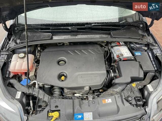 Синій Форд Фокус, об'ємом двигуна 1.6 л та пробігом 230 тис. км за 7999 $, фото 101 на Automoto.ua