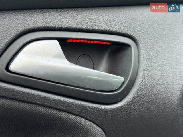 Синий Форд Фокус, объемом двигателя 1.6 л и пробегом 195 тыс. км за 7699 $, фото 36 на Automoto.ua