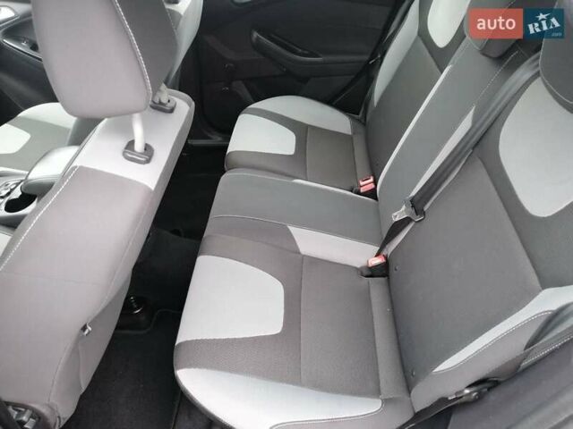 Синий Форд Фокус, объемом двигателя 1.6 л и пробегом 215 тыс. км за 7999 $, фото 37 на Automoto.ua