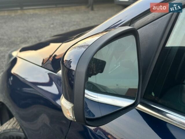 Синий Форд Фокус, объемом двигателя 1.6 л и пробегом 279 тыс. км за 7200 $, фото 13 на Automoto.ua