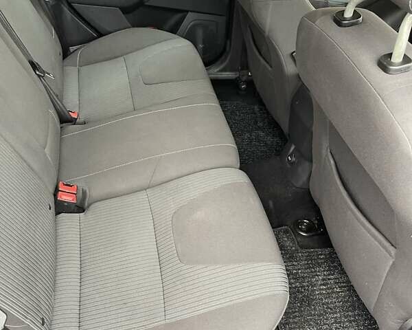 Синій Форд Фокус, об'ємом двигуна 1.6 л та пробігом 230 тис. км за 7999 $, фото 76 на Automoto.ua