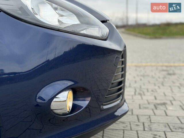 Синий Форд Фокус, объемом двигателя 1.6 л и пробегом 195 тыс. км за 7699 $, фото 4 на Automoto.ua