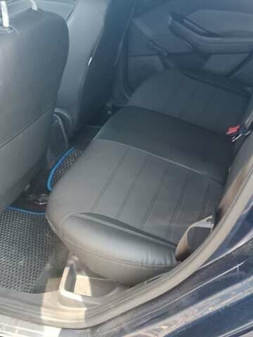 Синій Форд Фокус, об'ємом двигуна 1.56 л та пробігом 180 тис. км за 8500 $, фото 7 на Automoto.ua