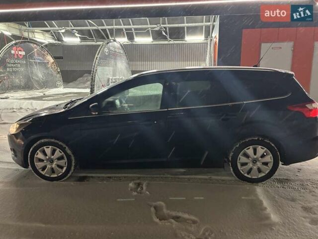 Синій Форд Фокус, об'ємом двигуна 1 л та пробігом 220 тис. км за 6200 $, фото 1 на Automoto.ua