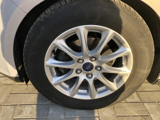 Синій Форд Фокус, об'ємом двигуна 1.6 л та пробігом 280 тис. км за 8600 $, фото 23 на Automoto.ua