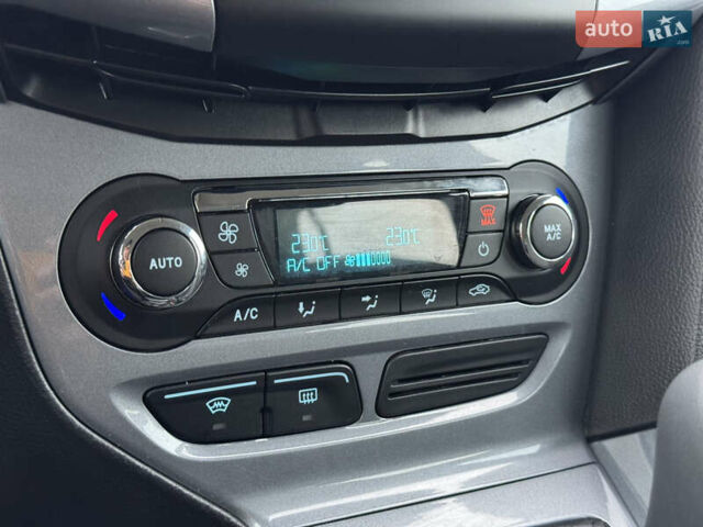 Синий Форд Фокус, объемом двигателя 1.6 л и пробегом 195 тыс. км за 7699 $, фото 51 на Automoto.ua