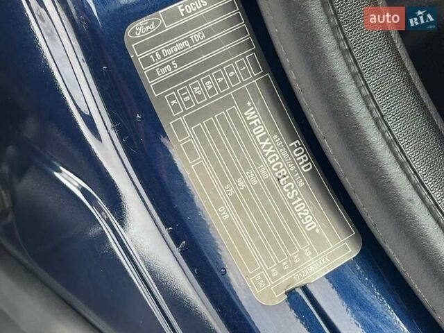 Синий Форд Фокус, объемом двигателя 1.6 л и пробегом 209 тыс. км за 8300 $, фото 74 на Automoto.ua
