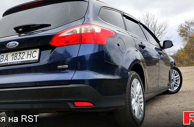 Синий Форд Фокус, объемом двигателя 1.6 л и пробегом 252 тыс. км за 8300 $, фото 4 на Automoto.ua