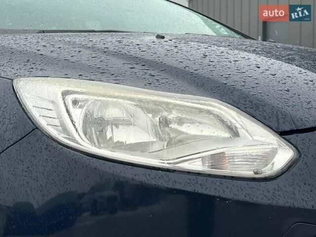 Синий Форд Фокус, объемом двигателя 1.6 л и пробегом 298 тыс. км за 6440 $, фото 11 на Automoto.ua