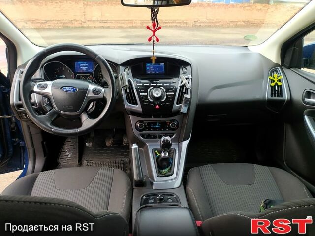 Синій Форд Фокус, об'ємом двигуна 1.6 л та пробігом 260 тис. км за 7900 $, фото 9 на Automoto.ua