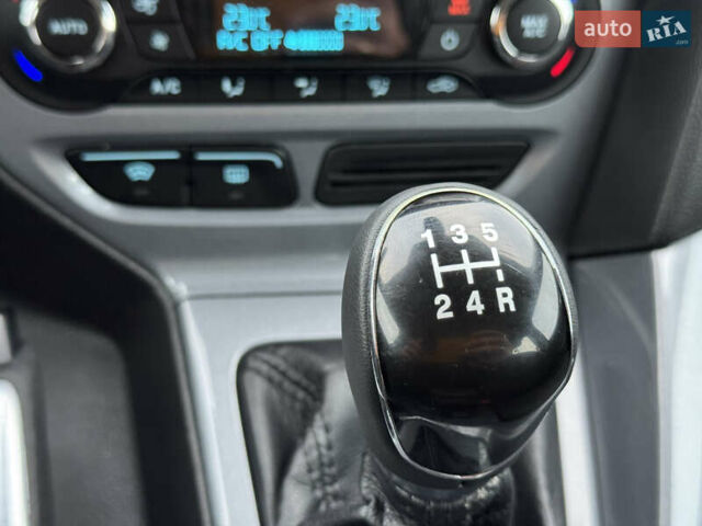 Синий Форд Фокус, объемом двигателя 1.6 л и пробегом 195 тыс. км за 7699 $, фото 53 на Automoto.ua