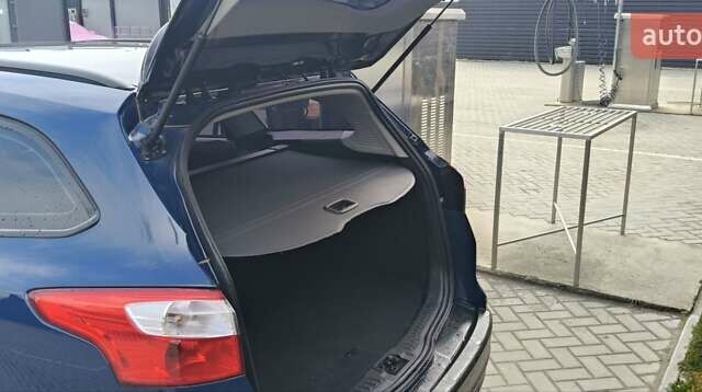 Синій Форд Фокус, об'ємом двигуна 1.6 л та пробігом 291 тис. км за 6800 $, фото 8 на Automoto.ua