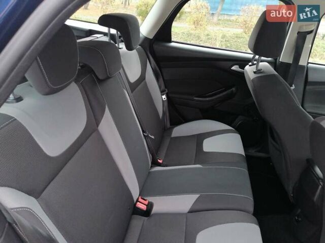 Синий Форд Фокус, объемом двигателя 1.6 л и пробегом 215 тыс. км за 7999 $, фото 38 на Automoto.ua