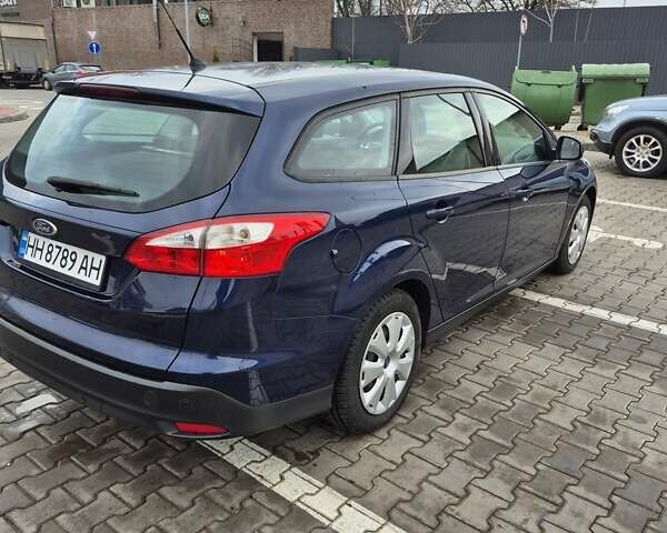 Синий Форд Фокус, объемом двигателя 1.6 л и пробегом 294 тыс. км за 7900 $, фото 5 на Automoto.ua