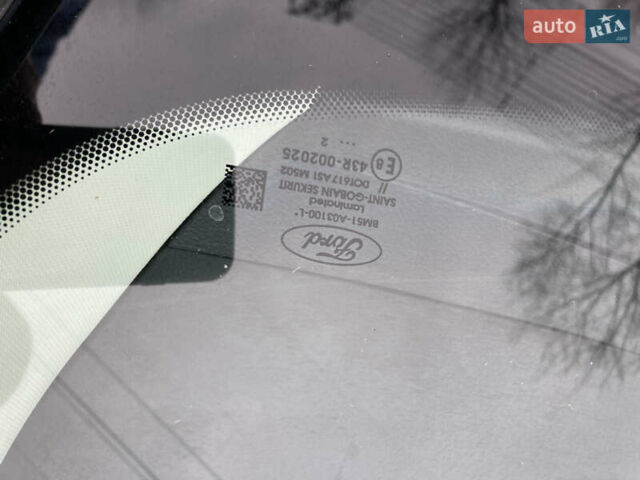 Синій Форд Фокус, об'ємом двигуна 1.6 л та пробігом 237 тис. км за 6950 $, фото 19 на Automoto.ua