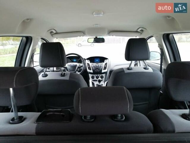 Синий Форд Фокус, объемом двигателя 1.6 л и пробегом 215 тыс. км за 7999 $, фото 73 на Automoto.ua