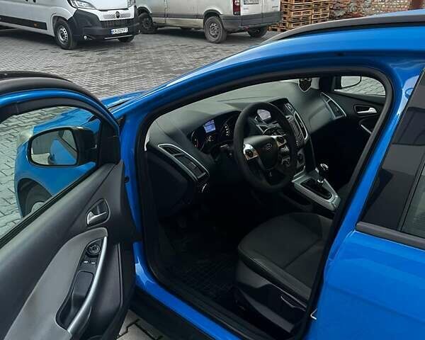 Синій Форд Фокус, об'ємом двигуна 1.6 л та пробігом 245 тис. км за 7200 $, фото 9 на Automoto.ua