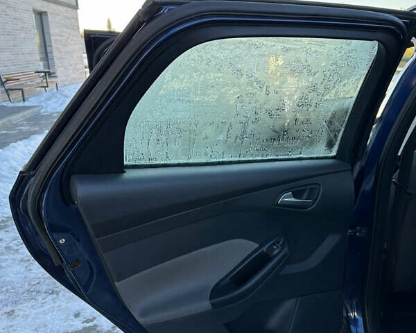 Синий Форд Фокус, объемом двигателя 1.6 л и пробегом 194 тыс. км за 6999 $, фото 21 на Automoto.ua