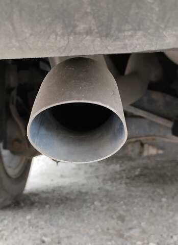 Синий Форд Фокус, объемом двигателя 1.6 л и пробегом 252 тыс. км за 8800 $, фото 14 на Automoto.ua