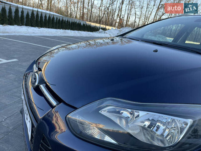 Синий Форд Фокус, объемом двигателя 1.6 л и пробегом 216 тыс. км за 8399 $, фото 11 на Automoto.ua