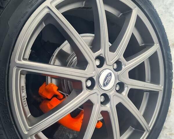 Синий Форд Фокус, объемом двигателя 1.6 л и пробегом 208 тыс. км за 8600 $, фото 19 на Automoto.ua