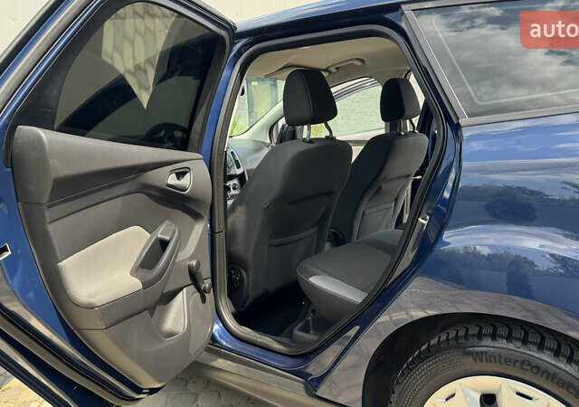 Синій Форд Фокус, об'ємом двигуна 1.6 л та пробігом 236 тис. км за 6450 $, фото 24 на Automoto.ua