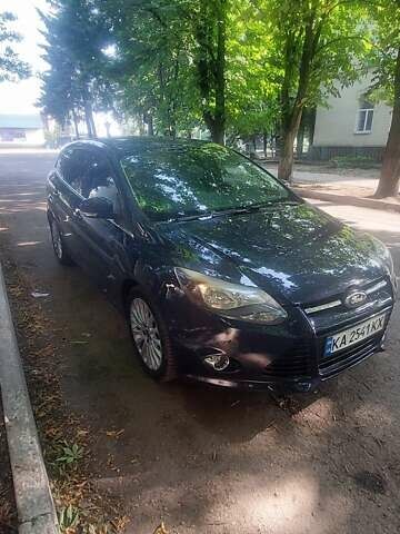 Синій Форд Фокус, об'ємом двигуна 2 л та пробігом 212 тис. км за 7500 $, фото 2 на Automoto.ua