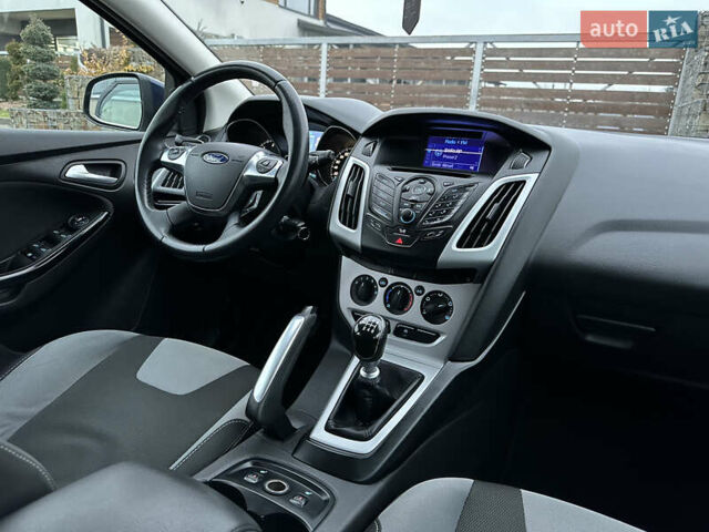 Синий Форд Фокус, объемом двигателя 1.6 л и пробегом 234 тыс. км за 7999 $, фото 57 на Automoto.ua