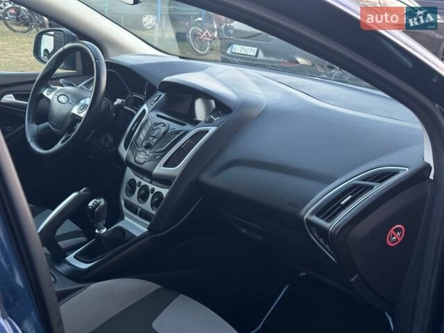 Синий Форд Фокус, объемом двигателя 1.6 л и пробегом 279 тыс. км за 7200 $, фото 25 на Automoto.ua